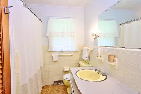 Bath - 99 Briar Patch, Cullowhee, NC 28723 photo 1 of 3