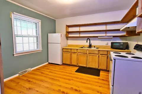 Kitchen - 99 Briar Patch, Cullowhee, NC 28723 photo 3 of 3