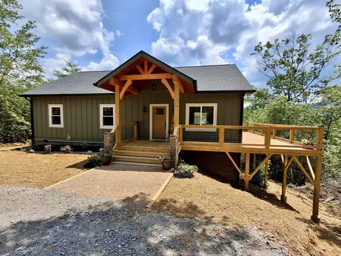 288 Blue Cedar Rd, Sylva, NC 28779
