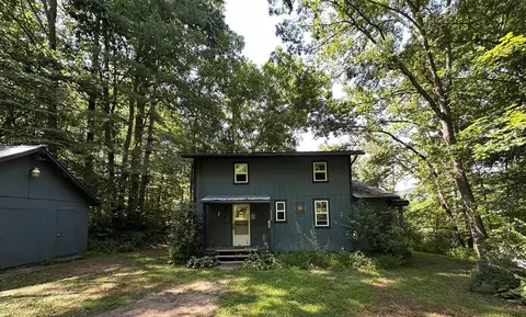 180 Creekside Dr, Franklin, NC 28734