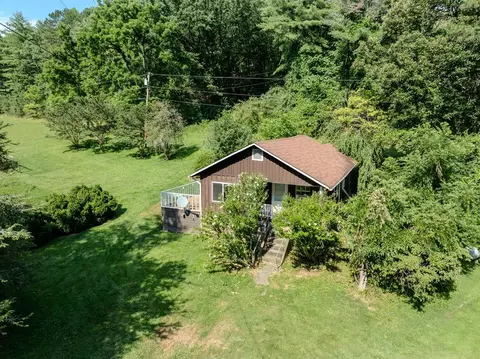 166 Almond School Rd, Bryson City, NC 28713