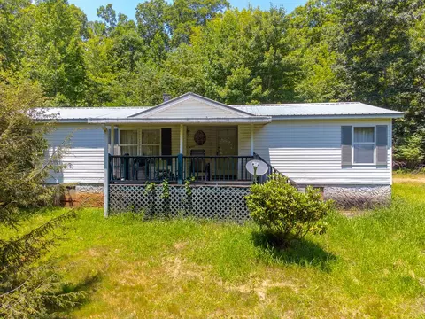 1870 Highlands Rd, Franklin, NC 28734