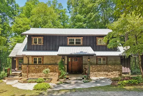 85 Swain Dr, Bryson City, NC 28713
