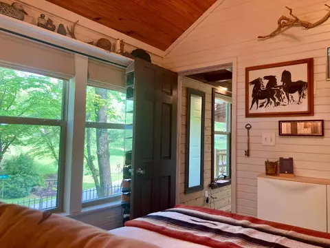 9 Bear Pen Cv, Franklin, NC 28734 photo 10