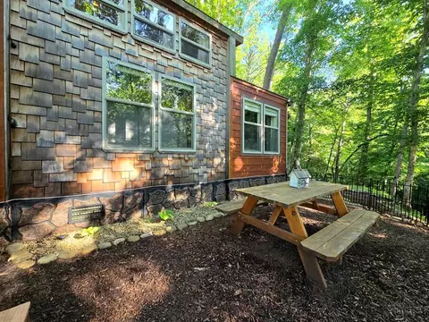 9 Bear Pen Cv, Franklin, NC 28734 photo 25