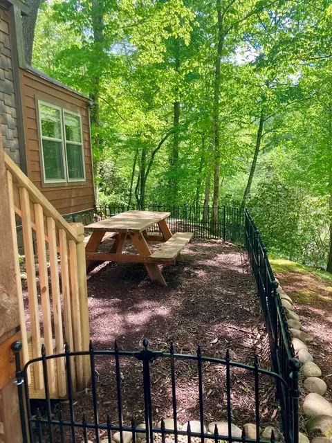 9 Bear Pen Cv, Franklin, NC 28734 photo 19