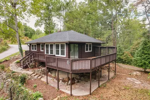10 Trimont Cir, Franklin, NC 28734