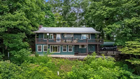 1126 Woodland Hts, Franklin, NC 28734