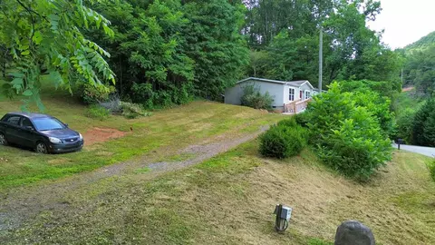 Exterior - 6 Dirt Rd, Sylva, NC 28779 photo 1 of 3