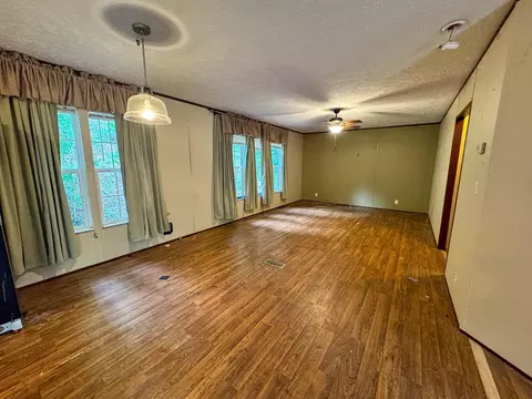 Living - 6 Dirt Rd, Sylva, NC 28779 photo 2 of 2