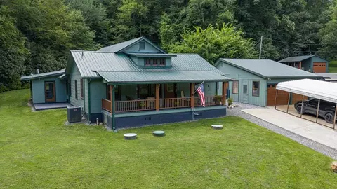 491 Levi Mathis Rd, Whittier, NC 28789