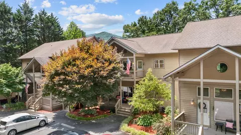 120 White Oak Pointe #4, Whittier, NC 28789