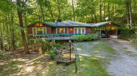375 Rabbit Track Trl, Franklin, NC 28734 photo 2
