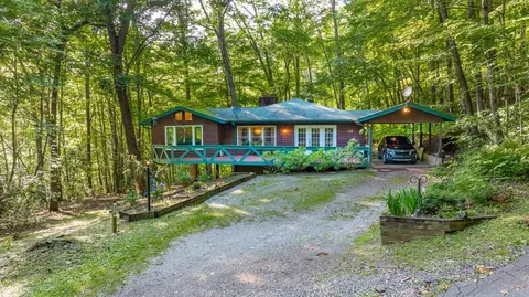 375 Rabbit Track Trl, Franklin, NC 28734 photo 3