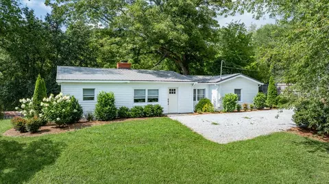 553 Union School Rd, Franklin, NC 28734