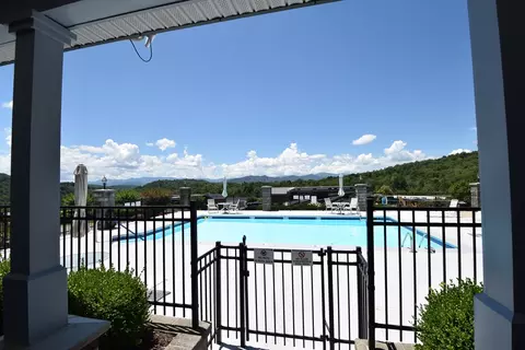 392 Thumpers Trl, Franklin, NC 28734 photo 15