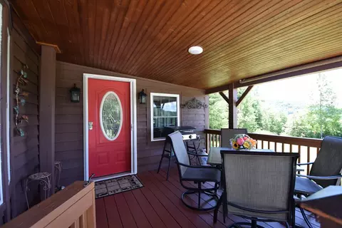 392 Thumpers Trl, Franklin, NC 28734 photo 2