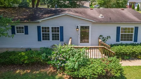275 Chickamauga Cir, Sylva, NC 28779 photo 2