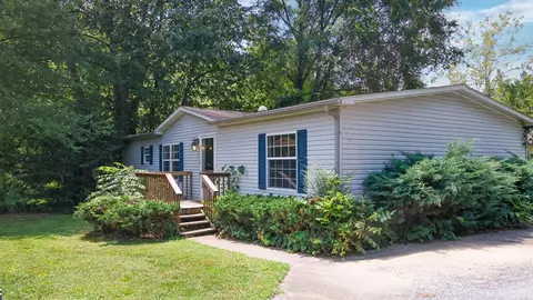 275 Chickamauga Cir, Sylva, NC 28779