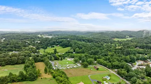 View/Area - 2155 Old Murphy Rd, Franklin, NC 28734 photo 3 of 5