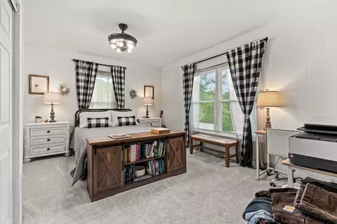 Bedroom - 2155 Old Murphy Rd, Franklin, NC 28734 photo 1 of 10