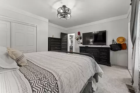 Bedroom - 2155 Old Murphy Rd, Franklin, NC 28734 photo 6 of 10