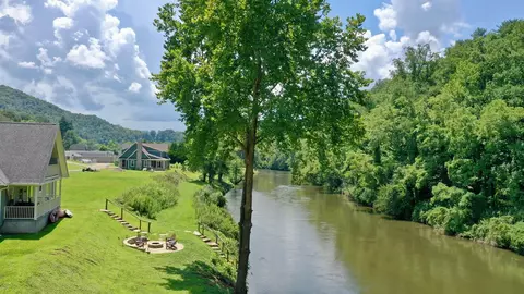 8 Bayside Dr, Sylva, NC 28779 photo 13