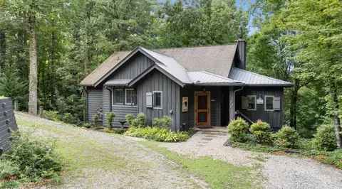56 Cross Creek Trl, Robbinsville, NC 28771
