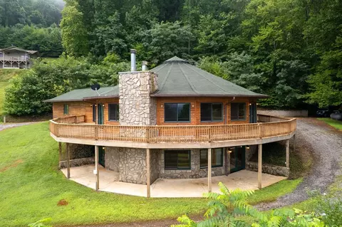 417 Quiet Forest Ln, Sylva, NC 28779 photo 31