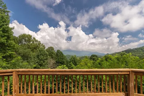 417 Quiet Forest Ln, Sylva, NC 28779 photo 34