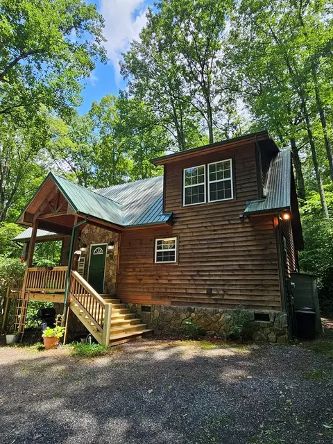 1864 Bettys Creek Rd, Sylva, NC 28779