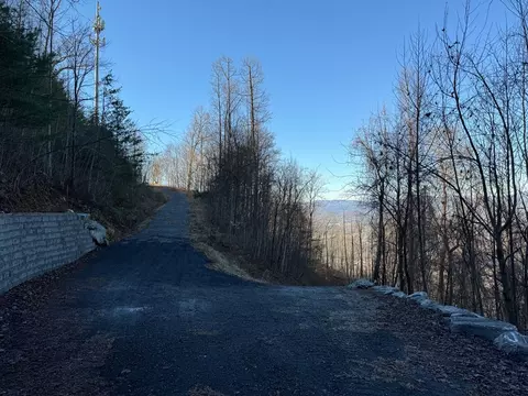 0 Tbd Cliffside Dr, Hayesville, NC 28904 photo 2