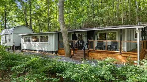 155 Cullasaja Hollow Rd, Franklin, NC 28734