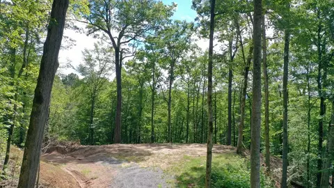 79 Bacon Dr, Bryson City, NC 28713
