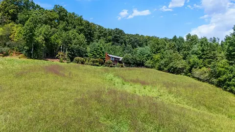 478 Gregory Rd, Franklin, NC 28734 photo 2