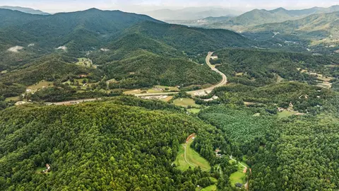 View/Area - 362 Cagle Cv, Sylva, NC 28779 photo 3 of 7