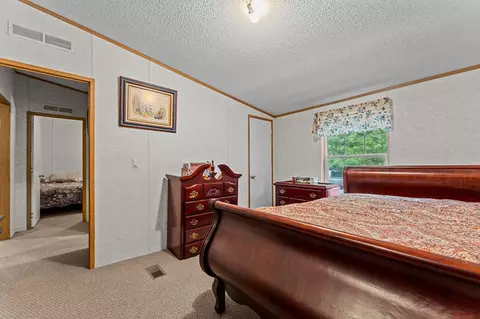 Bedroom - 362 Cagle Cv, Sylva, NC 28779 photo 4 of 5