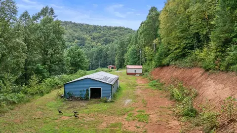 Exterior - 362 Cagle Cv, Sylva, NC 28779 photo 10 of 10