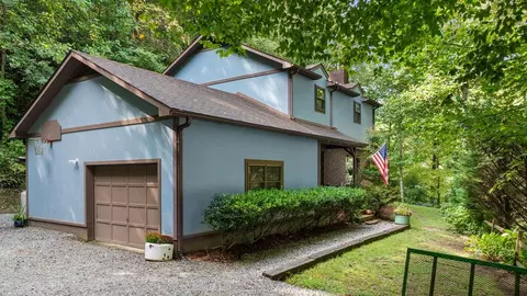 1092 Nickajack Rd, Franklin, NC 28734