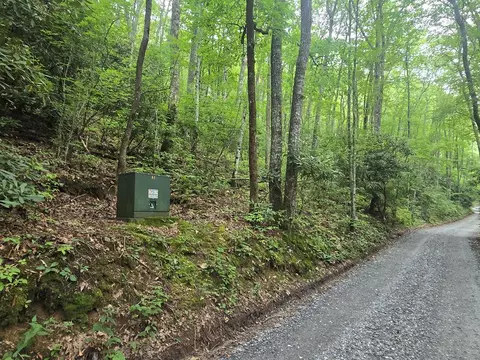 7 Buck Knob, Cullowhee, NC 28723