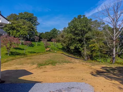 33 Gracie Rose St, Clyde, NC 28721 photo 54