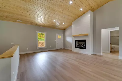 33 Gracie Rose St, Clyde, NC 28721 photo 17