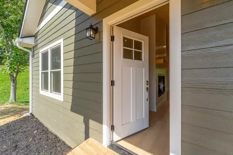 33 Gracie Rose St, Clyde, NC 28721 photo 14