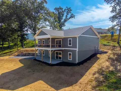 33 Gracie Rose St, Clyde, NC 28721 photo 9