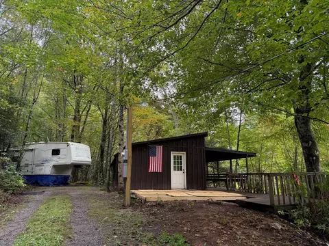 156 Fountain Spring Rd, Tuckasegee, NC 28783