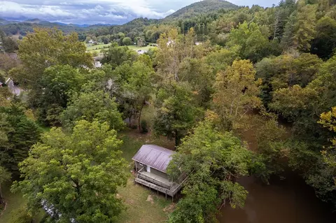 View/Area - 138 John Allman Ln, Sylva, NC 28779 photo 3 of 7