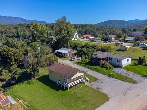 19 Love Ln, Sylva, NC 28779 photo 40
