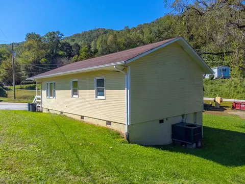 19 Love Ln, Sylva, NC 28779 photo 33