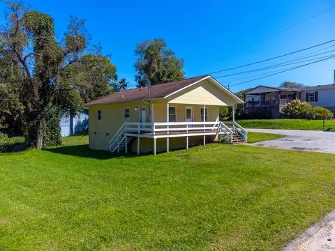 19 Love Ln, Sylva, NC 28779