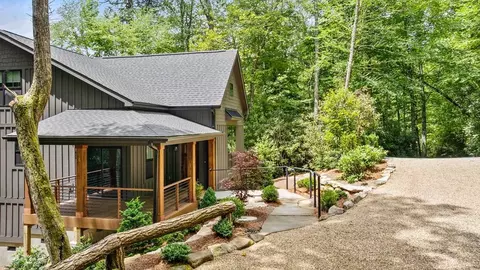 149 Woodland Hill Dr, Highlands, NC 28741